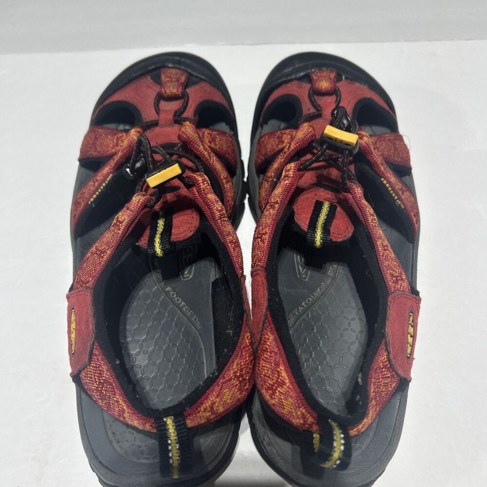 Keen Clearwater CNX / Whisper Red Hiking Water Sandals Women's Size 9 Outdoors - Picture 4 of 6